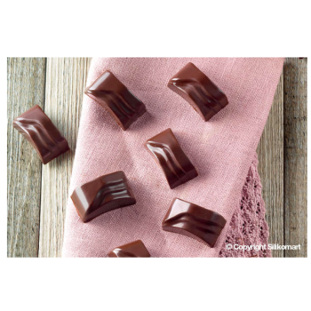 Plaque silicone pour chocolat "Easy Choc": 14 rectangles ondulés  (plaque de 214 x 106 mm)  