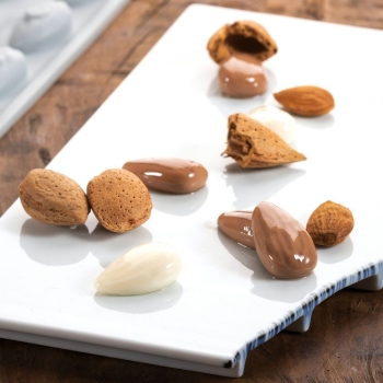 MOULE EN SILICONE AMANDE - 30 X 4 ML