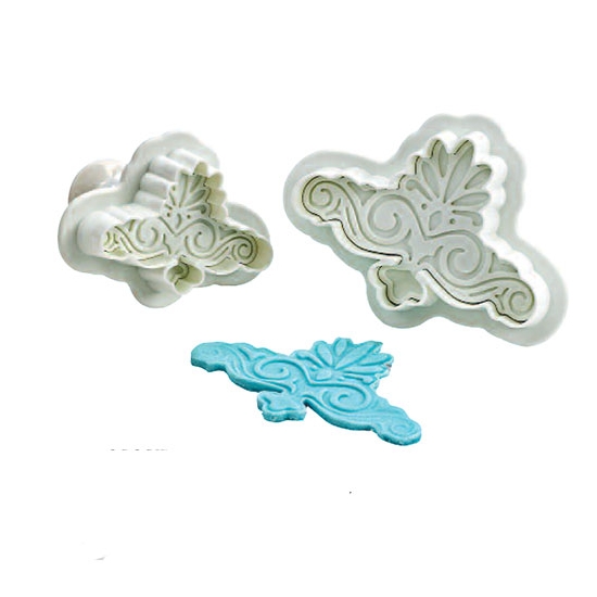 Découpoir plastique volutes ornées