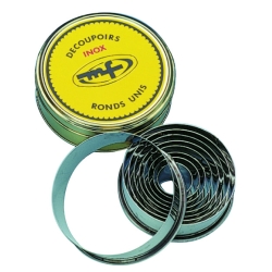 Boite de 9 Découpoirs inox Ronds unis